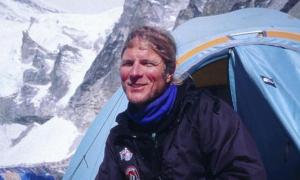 Почему погибли на эвересте скотт фишер